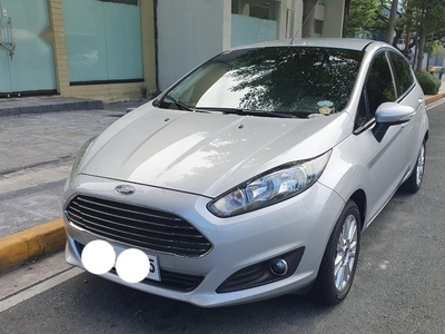 Selling 2nd Hand Ford Fiesta 2014 Automatic Gasoline at 80000 km in Manila
