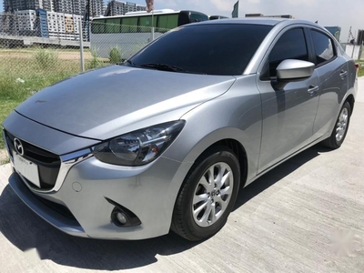 Selling 2nd Hand Mazda 2 2016 Automatic Gasoline at 30000 km in Parañaque