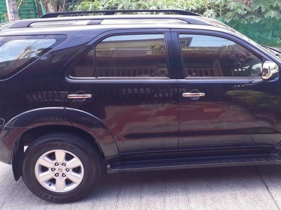 Selling Black Toyota Fortuner 2009 in Parañaque