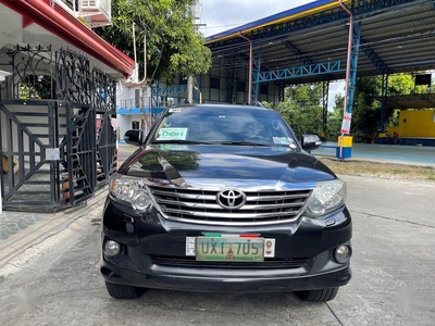 Selling Black Toyota Fortuner 2012 in Imus
