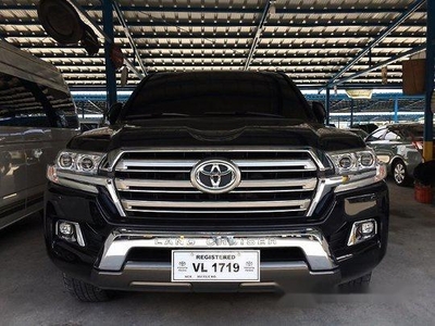 Selling Black Toyota Land Cruiser 2017 at 47000 km in Parañaque