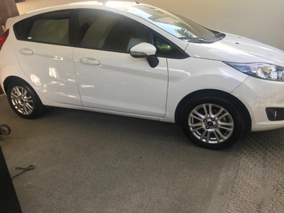 Selling Ford Fiesta 2014 at 10000 km in Manila