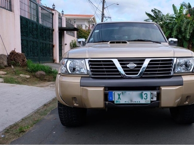 Selling Nissan Patrol 2002 in Manila