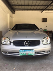 Selling Pearlwhite Mercedes-Benz 230 1999 in Manila