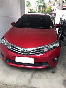 Selling Red Toyota Corolla Altis 2014 Automatic Gasoline