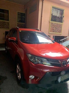 Selling Red Toyota Rav4 2013 at 6600 km