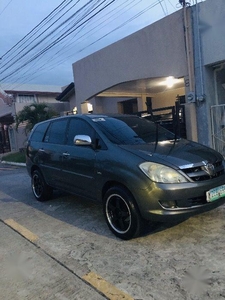 Selling Toyota Innova 2005 Automatic Gasoline in Parañaque
