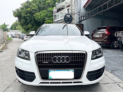 Selling White Audi Quattro 2010 in Bacoor