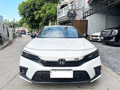 Selling White Honda Civic 2023 in Bacoor