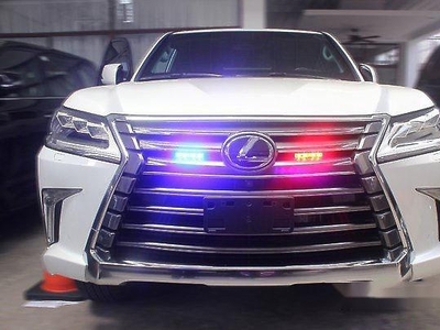 Selling White Lexus Lx 570 2018 for sale