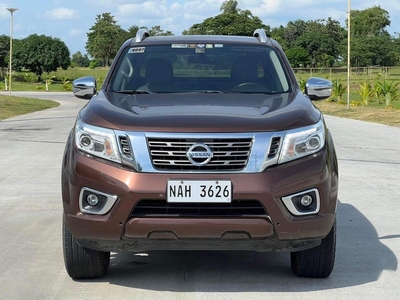 Silver Nissan Navara 2017 for sale in Automatic