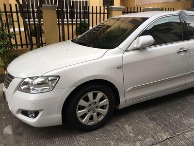 Toyota Camry 2008 AT White Sedan For Sale