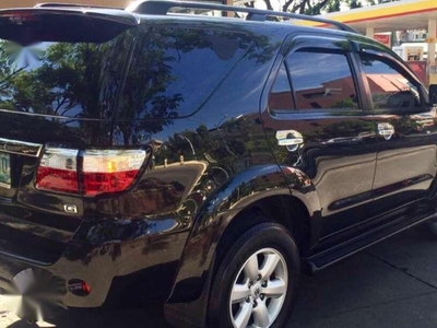 Toyota Fortuner 2007 4x2 Gas AT Black