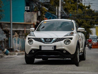White Nissan Juke 2017 at 28000 km for sale