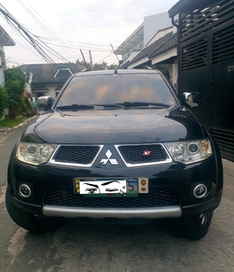 Black Mitsubishi Montero 2013 for sale in Parañaque