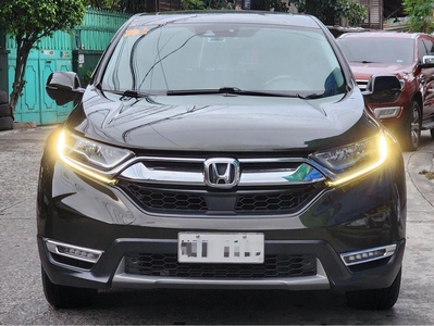 Green Honda Cr-V 2018 for sale in Automatic