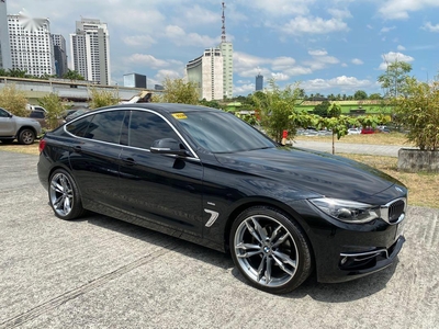 Selling Black BMW 320D 2019 in Pasig