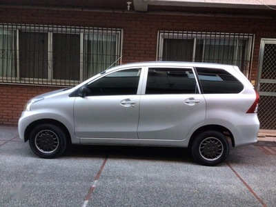Silver Toyota Avanza 2013 for sale in Mandaluyong