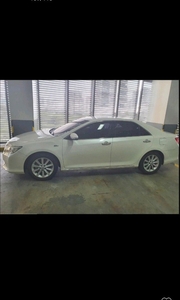 Selling Pearl White Toyota Camry 2014 in Pasig