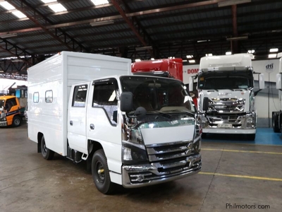 New Isuzu Elf NKR Double Cabin Passenger Truck