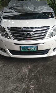Pearl White Toyota Alphard 2013 for sale in Automatic