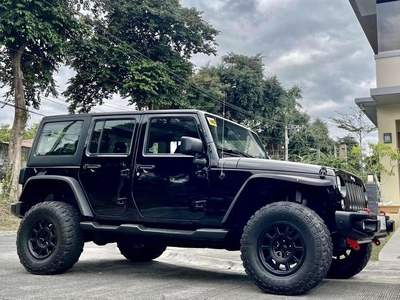 Sell Black 2017 Jeep Wrangler in Angeles