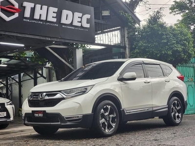 Sell Pearl White 2018 Honda Cr-V in Manila