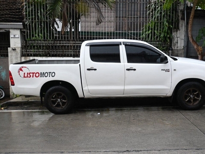 Sell White 2008 Toyota Hilux in Quezon City