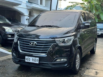 Selling White Hyundai Grand starex 2020 in Manila