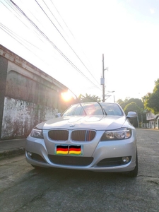 Silver BMW 320D 2011 for sale in Manila
