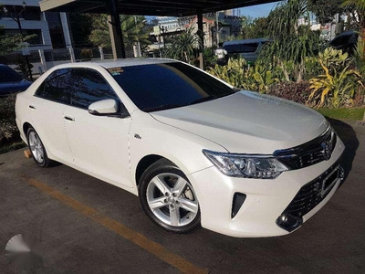 Toyota Camry Sport AT 2015 White For Sale
