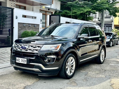 White Ford Explorer 2018 for sale in Pasig
