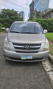 White Hyundai Starex 2011 for sale in Quezon City