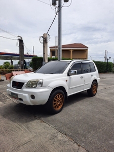 White Nissan X-Trail 2004 for sale in Automatic