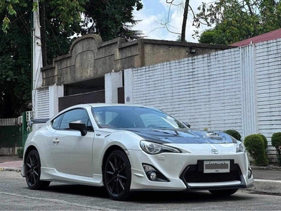 White Toyota 86 2014 for sale in Manila
