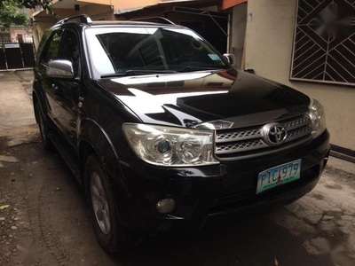 2nd Hand Toyota Fortuner 2010 at 109000 km for sale in Davao City
