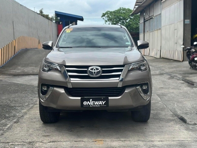 Bronze Toyota Fortuner 2018 for sale in Manual