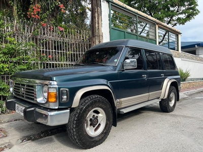 Green Nissan Patrol Super Safari 1997 for sale in Manila