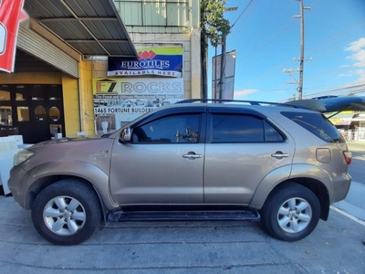 Grey Toyota Fortuner 2009 for sale in Pasay