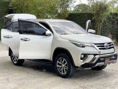 Pearwhite Toyota Fortuner 2017 for sale in Manila