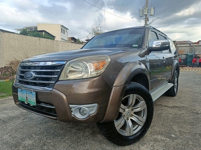 Purple Ford Everest 2012 for sale in Automatic