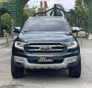 Sell Grey 2017 Ford Everest in Quezon City
