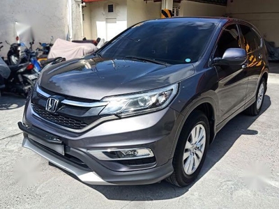 Sell Grey 2018 Honda Cr-V in Makati