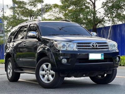 Sell Purple 2010 Toyota Fortuner in Makati
