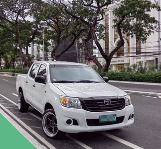 Sell Purple 2014 Toyota Hilux in Quezon City