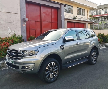 Sell Purple 2022 Ford Everest in Quezon City