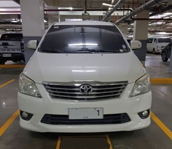 Sell White 2012 Toyota Innova in Pasay