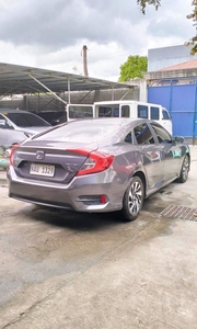 Sell White 2017 Honda Civic in Quezon City