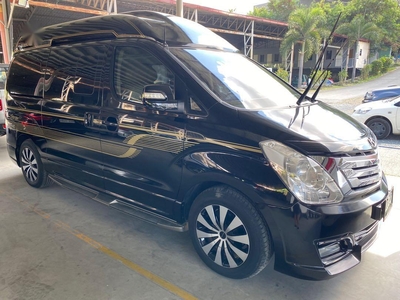 Selling Black 2012 Hyundai Starex in Manila
