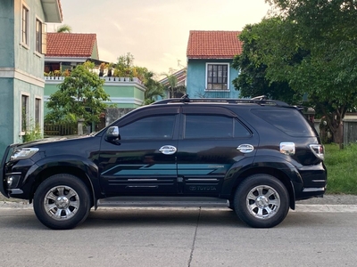 Selling Purple Toyota Fortuner 2016 in Pavia